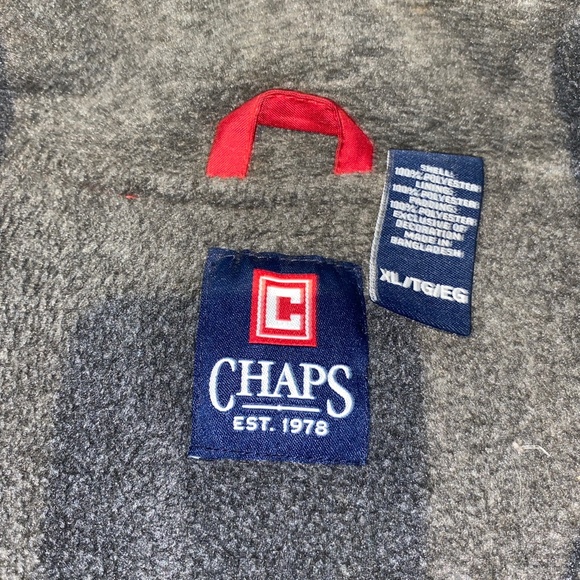 Excellent Condition Chaps Fleeced Lined Zip up vest with pockets - Picture 2 of 4